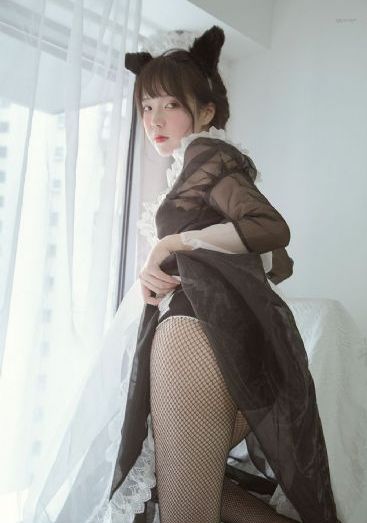 裙子下面是野兽动漫_DVD高清免费观看