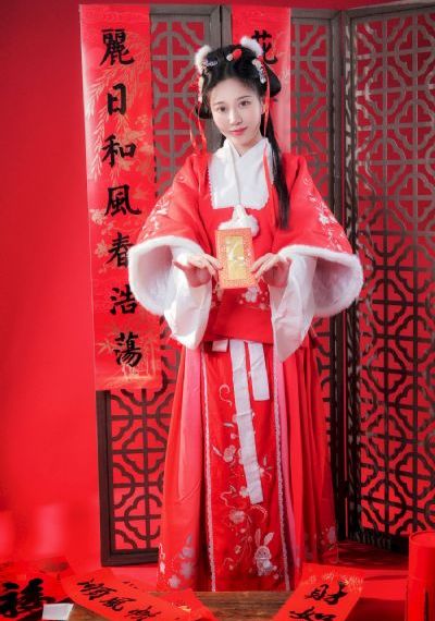 精油按摩中文字幕_国产剧免费播放