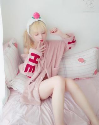制服诱惑完整版_BD国语电影完整版在线观看