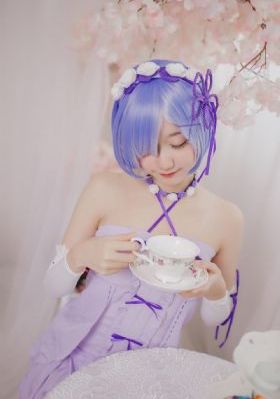 好色小姨在线观看_粤语中字在线观看